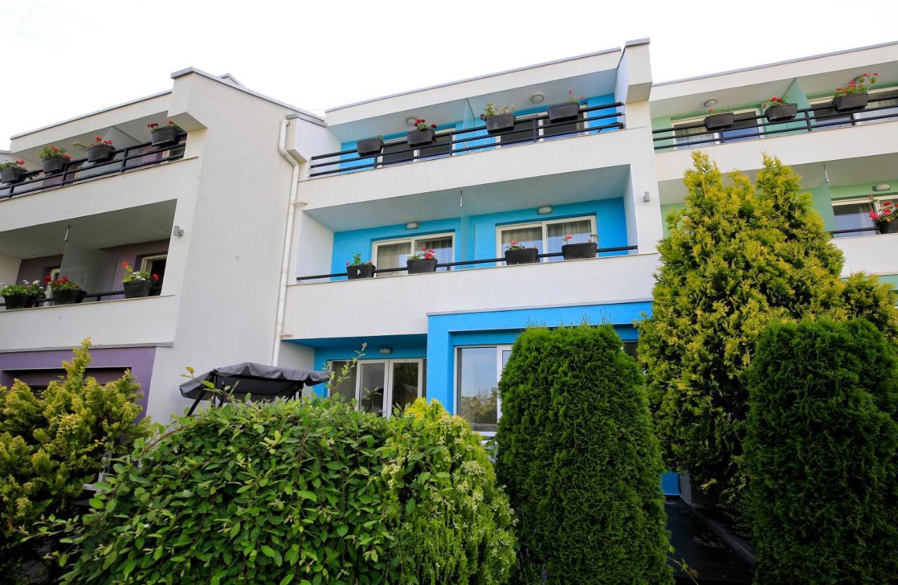 Stayinn Rainbow Houses Beachfront By Asteri Hotels Sunny Beach Buitenkant foto