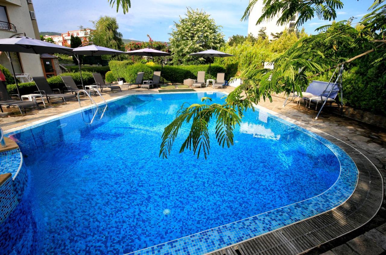Stayinn Rainbow Houses Beachfront By Asteri Hotels Sunny Beach Buitenkant foto