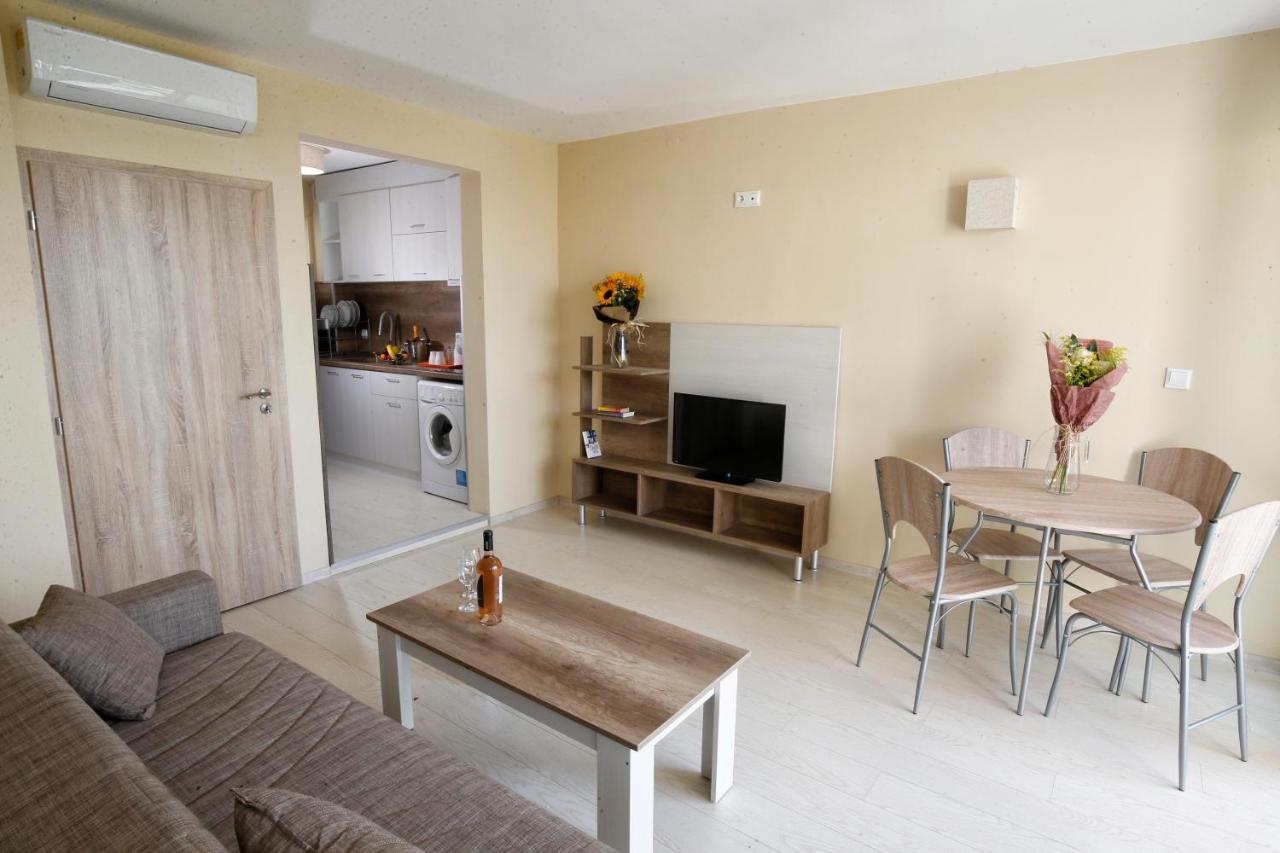 Stayinn Rainbow Houses Beachfront By Asteri Hotels Sunny Beach Buitenkant foto