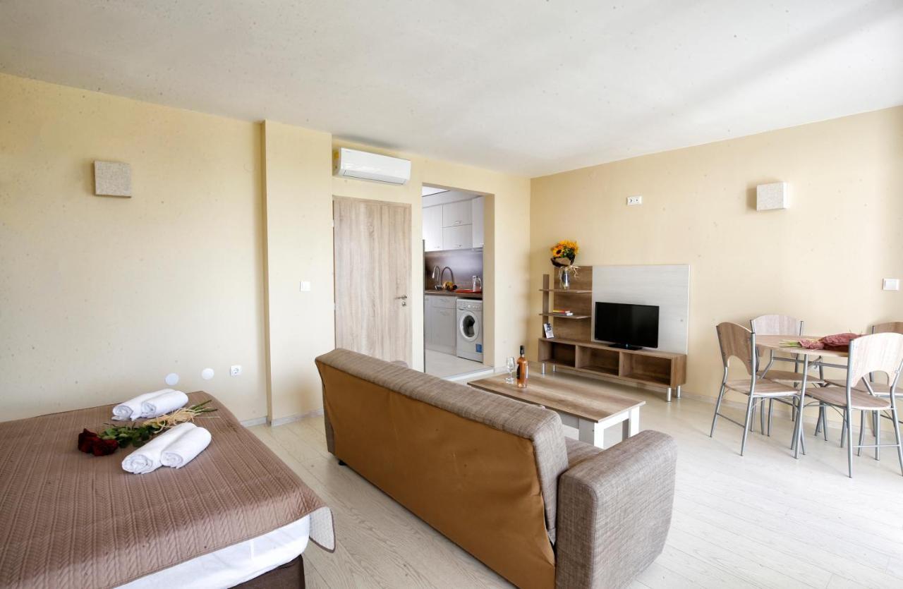Stayinn Rainbow Houses Beachfront By Asteri Hotels Sunny Beach Buitenkant foto