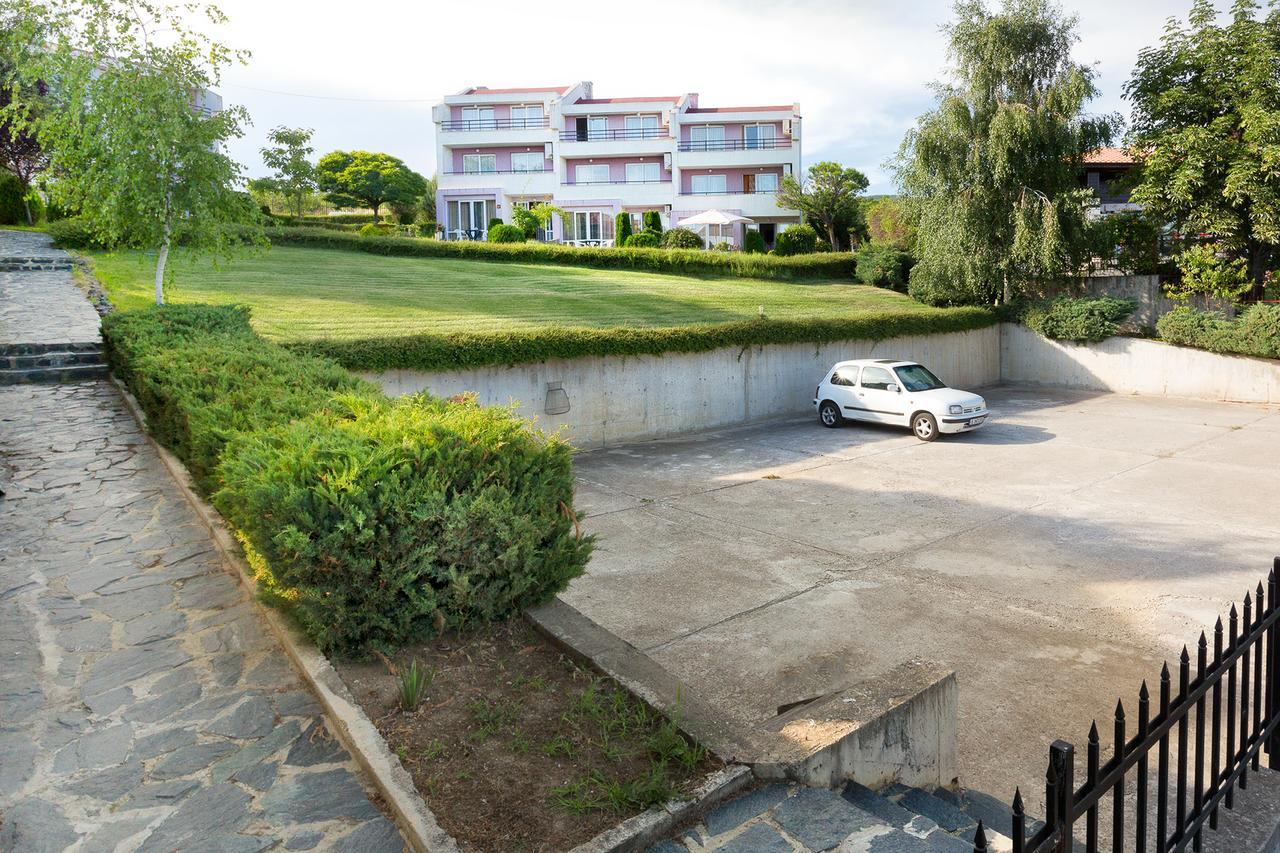 Stayinn Rainbow Houses Beachfront By Asteri Hotels Sunny Beach Buitenkant foto